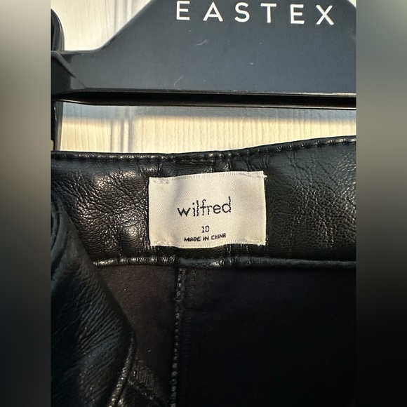 Selling Aritzia Wilfred Melina’s size 10 in tall - Picture 3 of 4